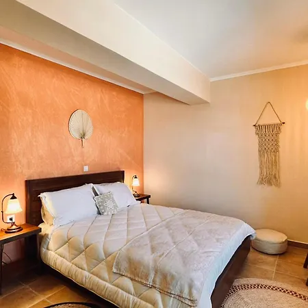 度假居 Doris Premium Home, Stylish Near Laganas By Mana Gers *