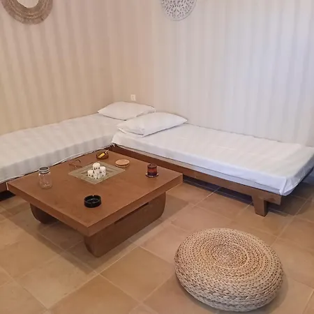 Doris Premium Home, Stylish Near Laganas Mouzákion