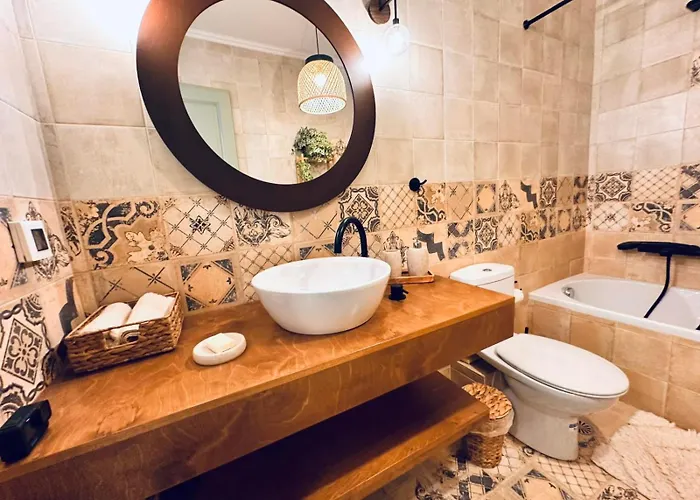 Doris Premium Home, Stylish Near Laganas By Mana Gers *